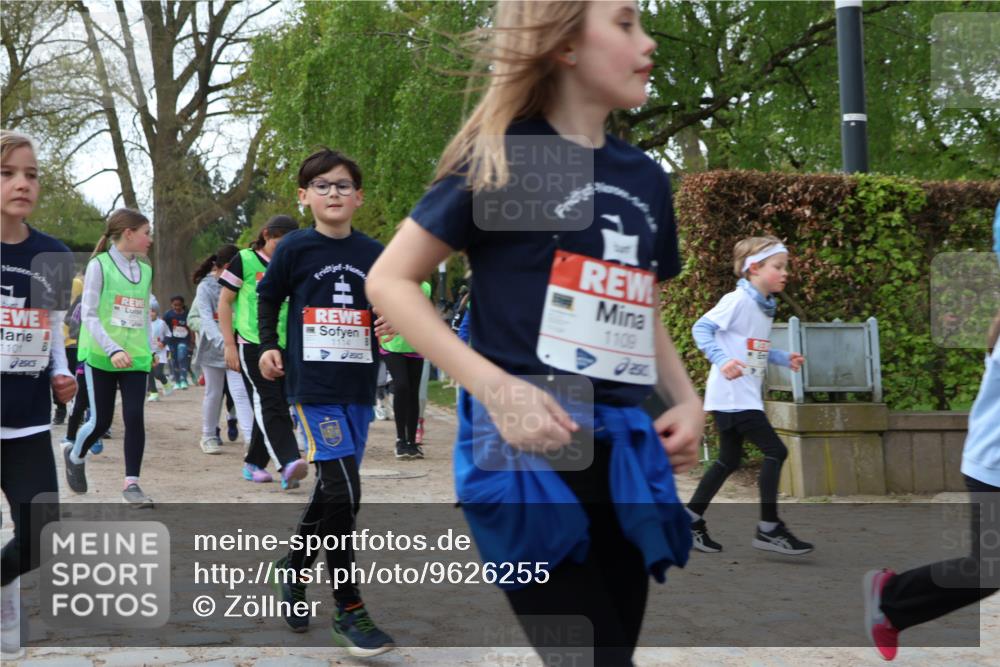 25.04.2026 - Das Zehntel Zöllner http://msf.ph/oto/9626255 25.04.2026 07:45:41 Laufen 1101, 1109 meine-sportfotos.de