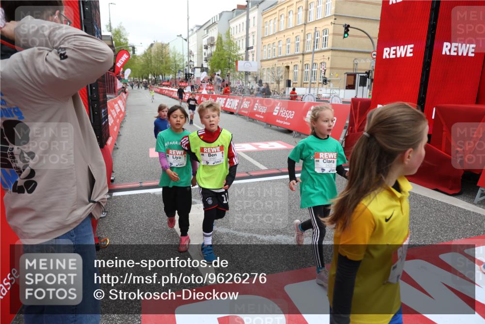 25.04.2026 - Das Zehntel Strokosch-Dieckow http://msf.ph/oto/9626276 25.04.2026 08:58:29 Ziel 1455, 1571, 1588, 1673, 1754, 1938, 1951, 1967, 1972, 2185, 2216, 2288, 2289, 2416, 2423, 2428, 2773, 2790, 2853, 3160, 3276, 3795, 3846, 3898, 4029 meine-sportfotos.de