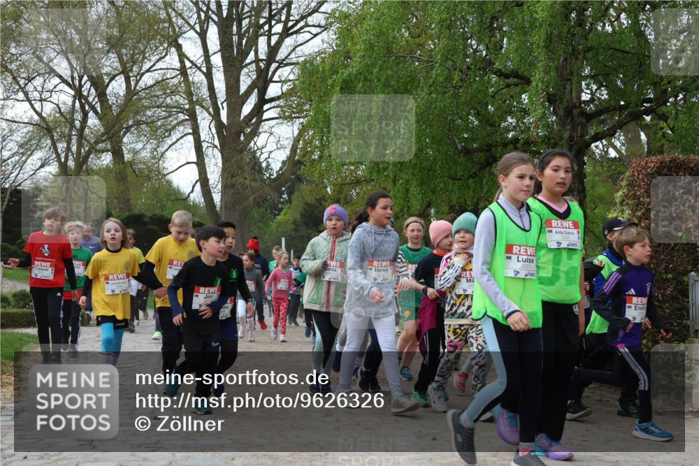 25.04.2026 - Das Zehntel Zöllner http://msf.ph/oto/9626326 25.04.2026 07:45:43 Laufen 3321 meine-sportfotos.de