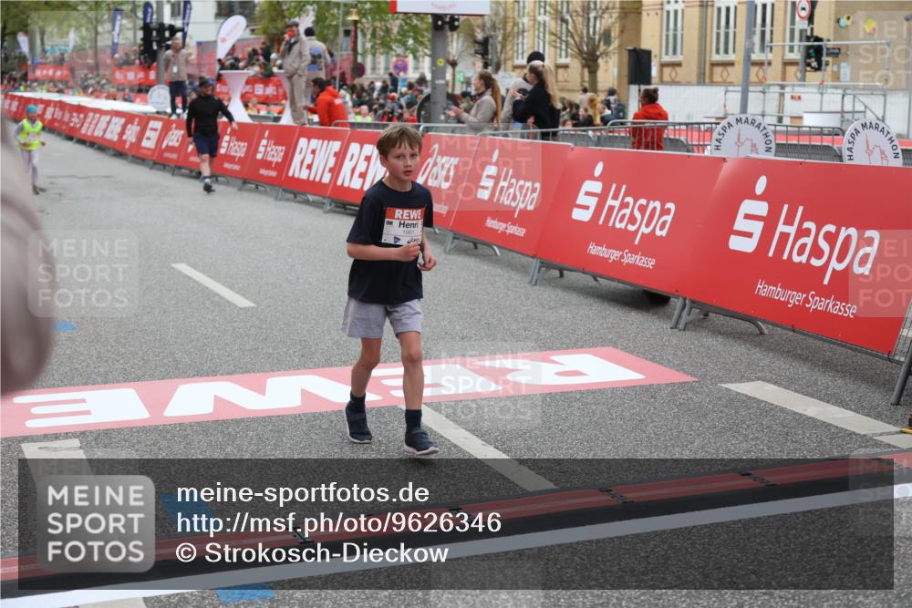 25.04.2026 - Das Zehntel Strokosch-Dieckow http://msf.ph/oto/9626346 25.04.2026 08:58:32 Ziel 1455, 1754, 1961, 2288, 2289, 2423, 2428, 2566, 2853, 3160, 3846, 4029 meine-sportfotos.de