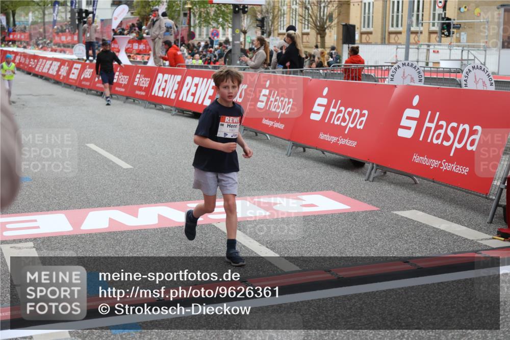 25.04.2026 - Das Zehntel Strokosch-Dieckow http://msf.ph/oto/9626361 25.04.2026 08:58:32 Ziel 1455, 1754, 1961, 2288, 2289, 2423, 2428, 2566, 2853, 3160, 3846, 4029 meine-sportfotos.de