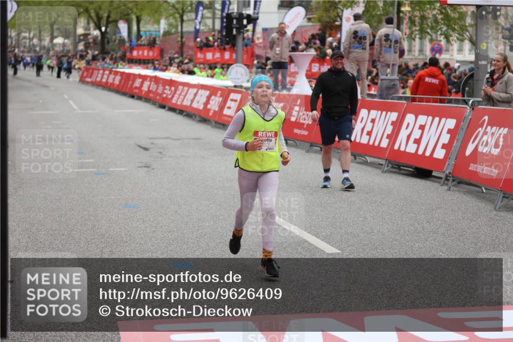 25.04.2026 - Das Zehntel Strokosch-Dieckow http://msf.ph/oto/9626409 25.04.2026 08:58:37 Ziel 1578, 1819, 1953, 1961, 1990, 2280, 2566, 3001, 3034, 3179, 3342, 3344, 3466 meine-sportfotos.de