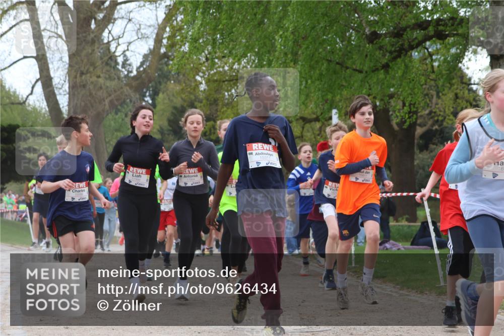 25.04.2026 - Das Zehntel Zöllner http://msf.ph/oto/9626434 25.04.2026 13:43:30 Laufen 15311, 16 meine-sportfotos.de