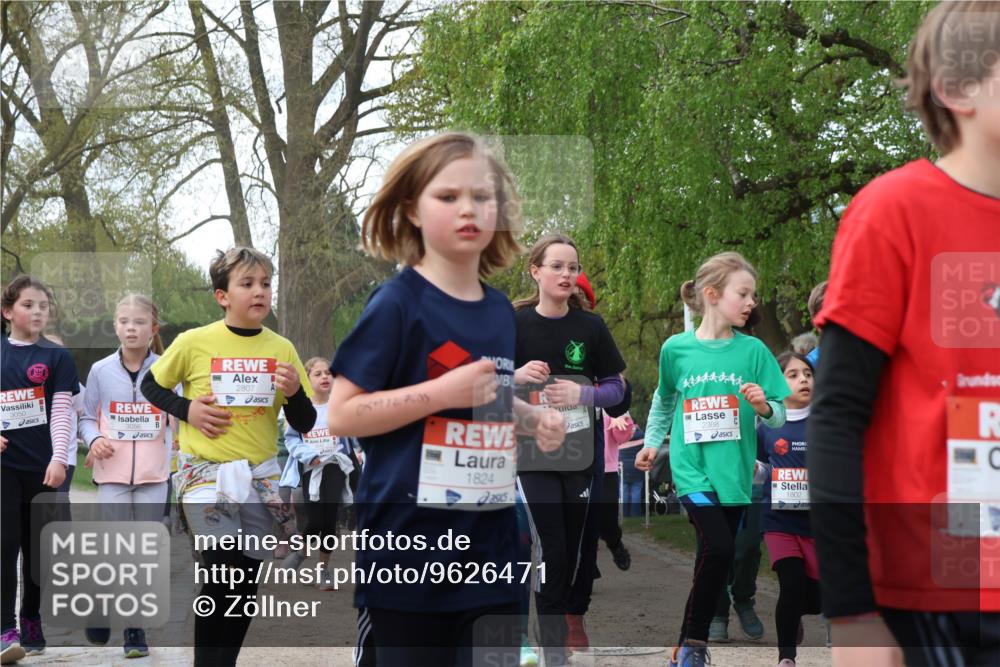 25.04.2026 - Das Zehntel Zöllner http://msf.ph/oto/9626471 25.04.2026 07:45:50 Laufen 2807, 1824, 2388, 1802 meine-sportfotos.de