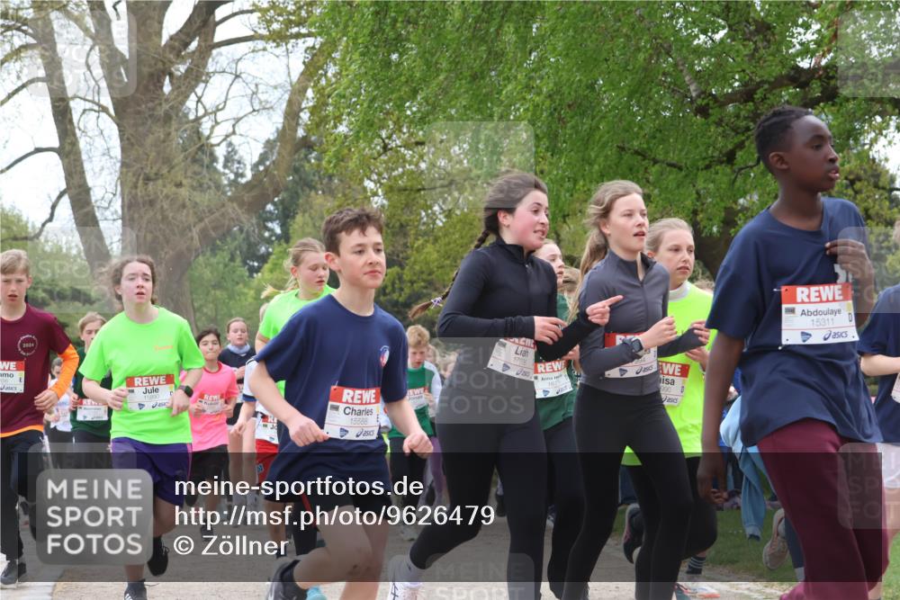 25.04.2026 - Das Zehntel Zöllner http://msf.ph/oto/9626479 25.04.2026 13:43:31 Laufen 56, 2026, 15890, 15588, 17996, 990, 15311 meine-sportfotos.de