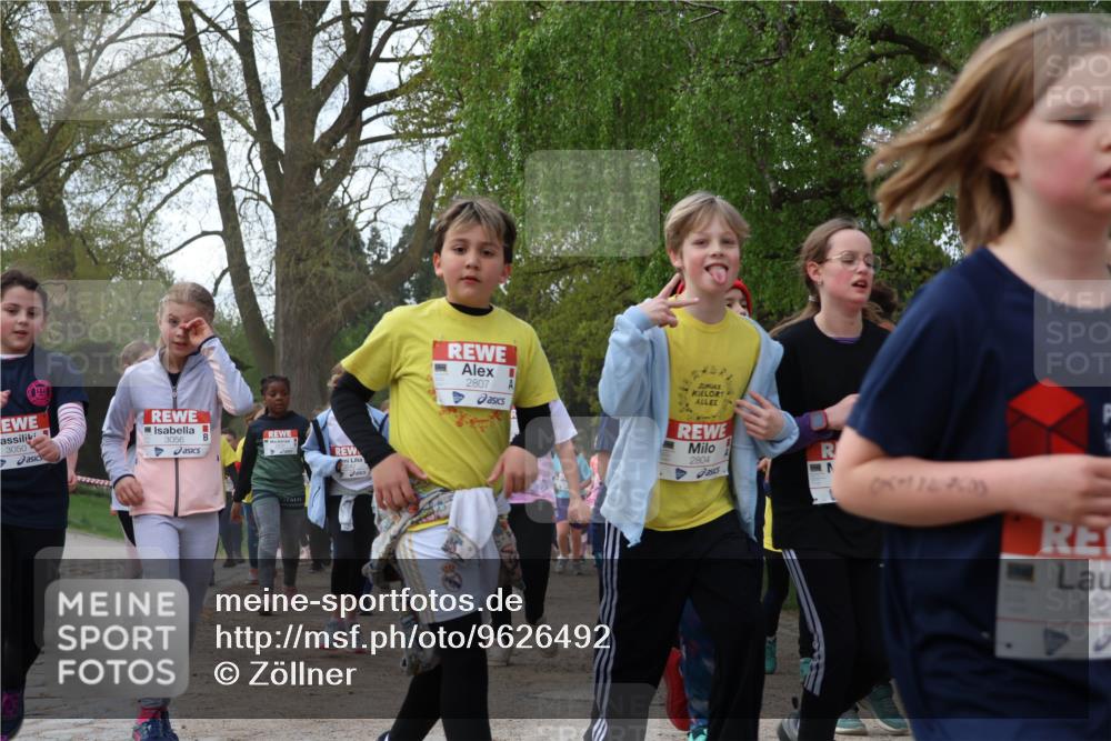 25.04.2026 - Das Zehntel Zöllner http://msf.ph/oto/9626492 25.04.2026 07:45:50 Laufen 3050, 3056, 2807, 2804, 8851164608, 182 meine-sportfotos.de