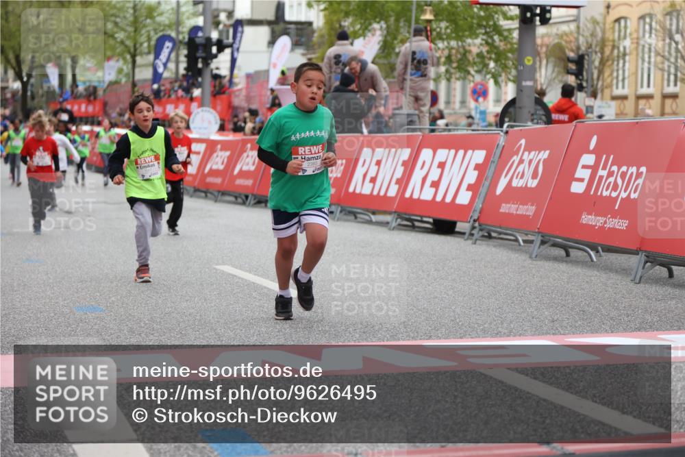 25.04.2026 - Das Zehntel Strokosch-Dieckow http://msf.ph/oto/9626495 25.04.2026 09:00:23 Ziel 1039, 1051, 1067, 1083, 1278, 1283, 1291, 1332, 1334, 1382, 1586, 1596, 1612, 2383, 2437, 2635, 2982, 3092, 3098, 3191, 3207, 3343, 3391, 3476, 3571, 3927, 3937 meine-sportfotos.de