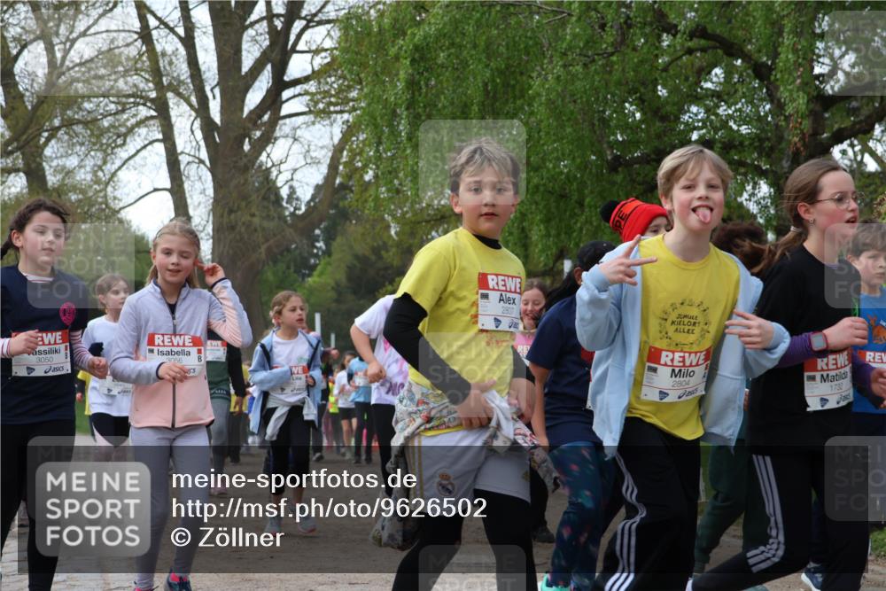 25.04.2026 - Das Zehntel Zöllner http://msf.ph/oto/9626502 25.04.2026 07:45:51 Laufen 3050, 3056, 2807, 2804, 1732 meine-sportfotos.de