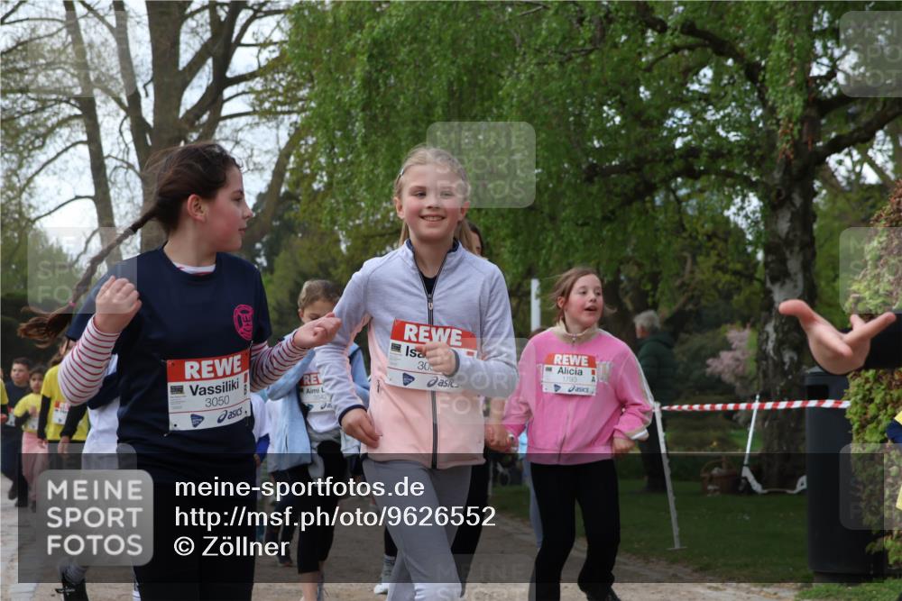 25.04.2026 - Das Zehntel Zöllner http://msf.ph/oto/9626552 25.04.2026 07:45:52 Laufen 3050, 30, 1793 meine-sportfotos.de