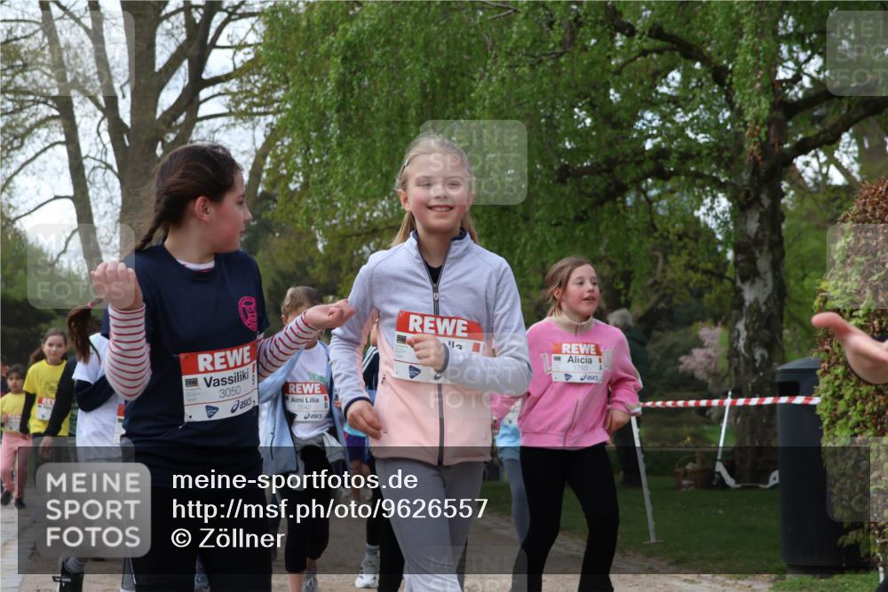 25.04.2026 - Das Zehntel Zöllner http://msf.ph/oto/9626557 25.04.2026 07:45:52 Laufen 3050, 3542, 1793 meine-sportfotos.de