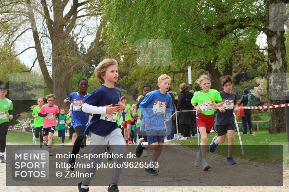 25.04.2026 - Das Zehntel Zöllner http://msf.ph/oto/9626563 25.04.2026 11:40:59 Laufen 10, 10185, 10579 meine-sportfotos.de