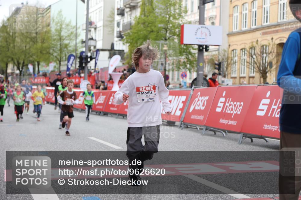 25.04.2026 - Das Zehntel Strokosch-Dieckow http://msf.ph/oto/9626620 25.04.2026 09:00:29 Ziel 1051, 1067, 1083, 1291, 1401, 1458, 1463, 1595, 2059, 2383, 2585, 2592, 3343, 3989 meine-sportfotos.de