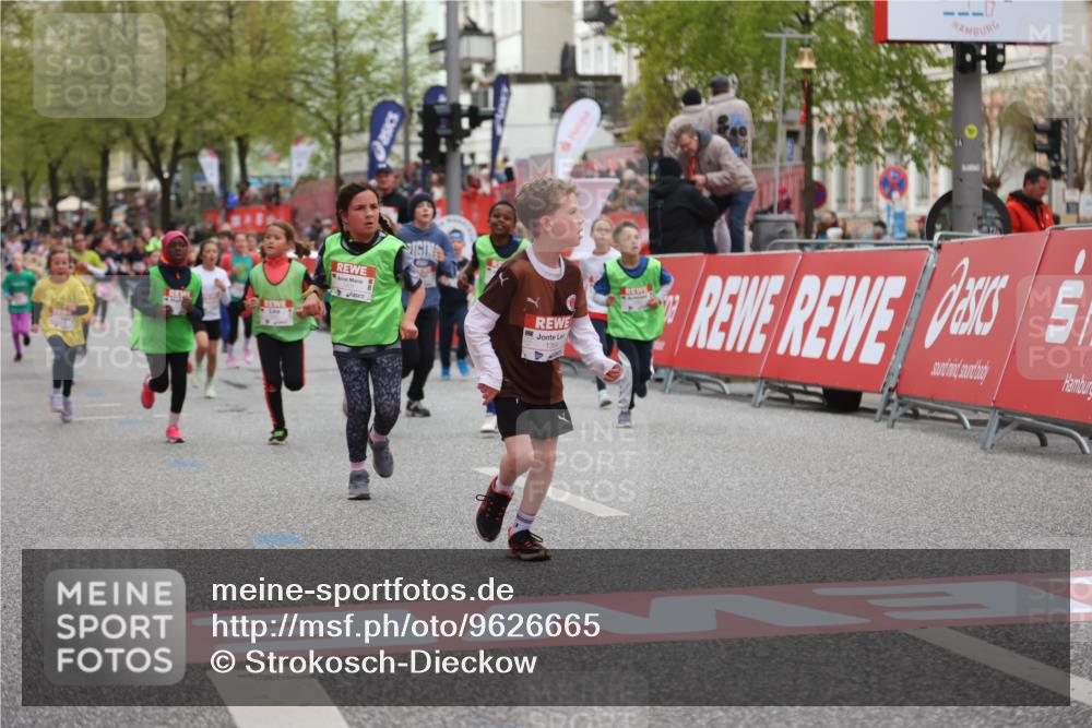 25.04.2026 - Das Zehntel Strokosch-Dieckow http://msf.ph/oto/9626665 25.04.2026 09:00:31 Ziel 1067, 1100, 1364, 1401, 1458, 1463, 1464, 1595, 2059, 2376, 2585, 2592, 3124, 3125, 3343, 3989 meine-sportfotos.de