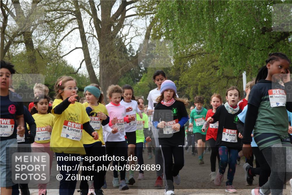 25.04.2026 - Das Zehntel Zöllner http://msf.ph/oto/9626689 25.04.2026 07:45:56 Laufen 024, 1559, 2719, 1553, 3489, 165, 1675, 2626 meine-sportfotos.de