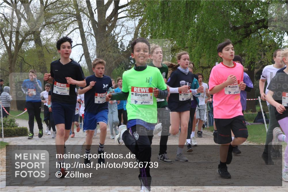 25.04.2026 - Das Zehntel Zöllner http://msf.ph/oto/9626739 25.04.2026 13:43:35 Laufen 15317, 17192, 16961 meine-sportfotos.de