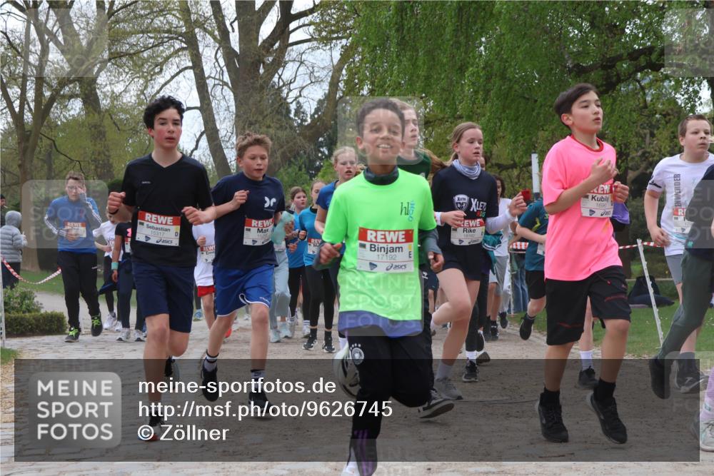 25.04.2026 - Das Zehntel Zöllner http://msf.ph/oto/9626745 25.04.2026 13:43:36 Laufen 15317, 17192, 18160, 1696 meine-sportfotos.de