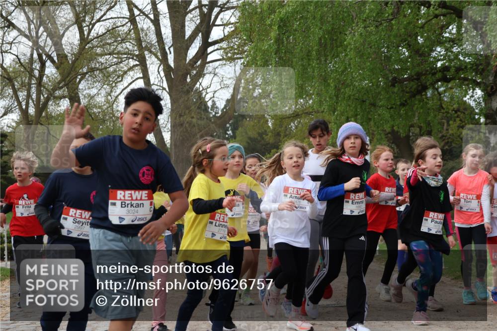 25.04.2026 - Das Zehntel Zöllner http://msf.ph/oto/9626757 25.04.2026 07:45:57 Laufen 2997, 3024, 2719, 3476, 1680, 1675 meine-sportfotos.de