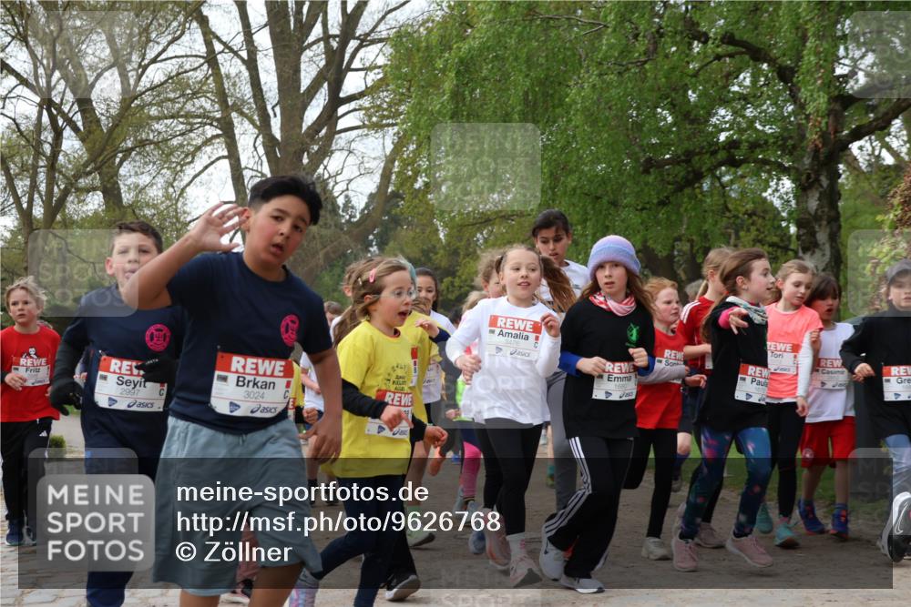 25.04.2026 - Das Zehntel Zöllner http://msf.ph/oto/9626768 25.04.2026 07:45:57 Laufen 2997, 3024, 3476, 1680 meine-sportfotos.de
