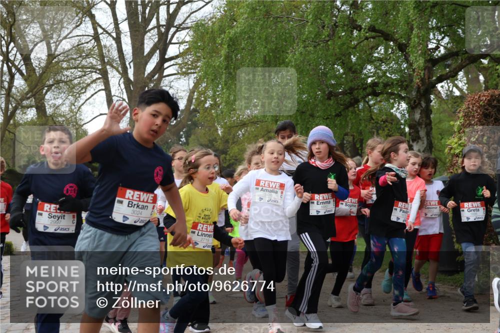 25.04.2026 - Das Zehntel Zöllner http://msf.ph/oto/9626774 25.04.2026 07:45:57 Laufen 2997, 3024, 2719, 3476, 1680 meine-sportfotos.de