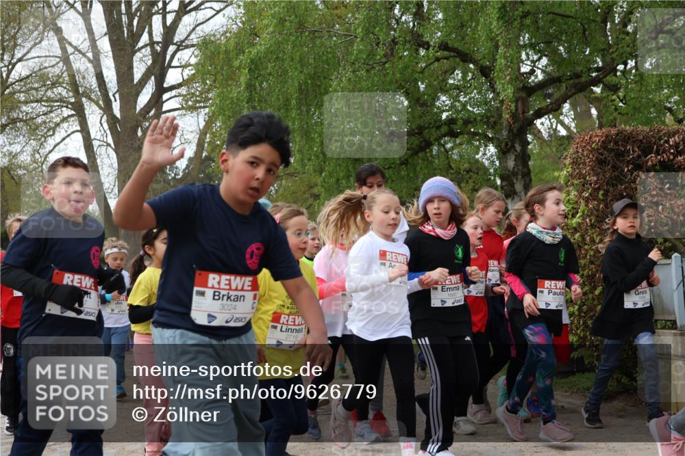 25.04.2026 - Das Zehntel Zöllner http://msf.ph/oto/9626779 25.04.2026 07:45:58 Laufen 3024, 2719, 1011, 1680, 1675, 1688 meine-sportfotos.de