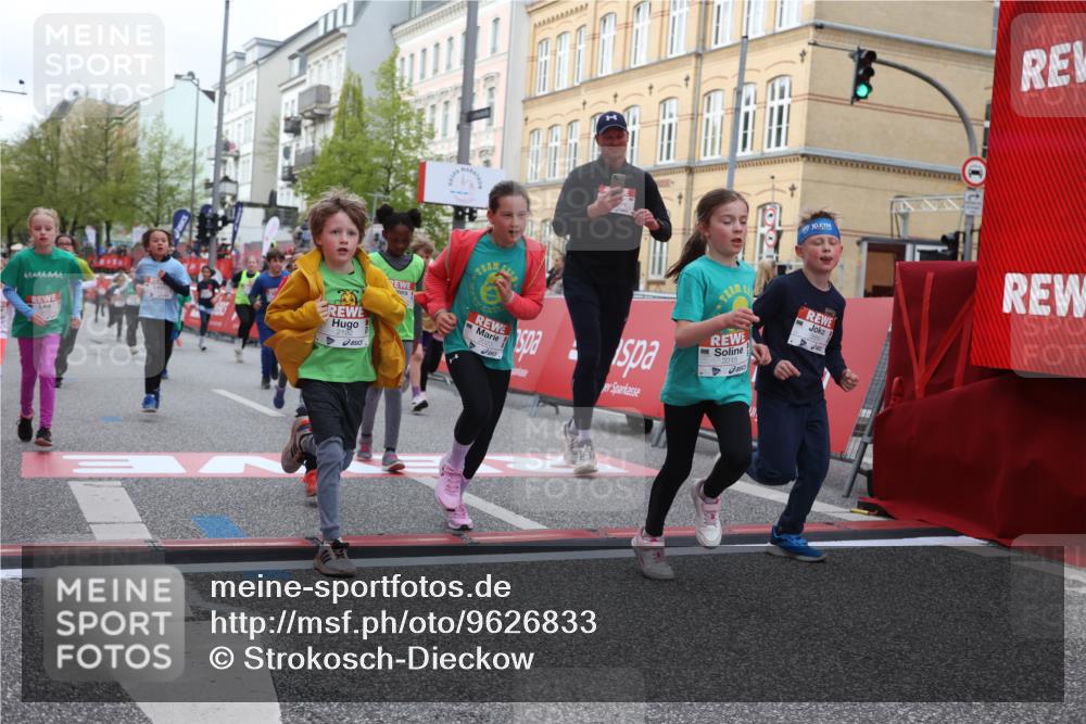 25.04.2026 - Das Zehntel Strokosch-Dieckow http://msf.ph/oto/9626833 25.04.2026 09:00:39 Ziel 1157, 1344, 1385, 1395, 1464, 1664, 1779, 2015, 2200, 2709, 2719, 3124, 3125, 3272, 3282, 3377, 3387, 3414, 3470, 3493, 3857, 3899, 3945 meine-sportfotos.de