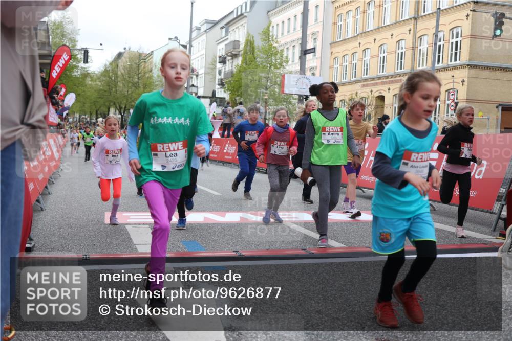 25.04.2026 - Das Zehntel Strokosch-Dieckow http://msf.ph/oto/9626877 25.04.2026 09:00:41 Ziel 1157, 1344, 1385, 1395, 1720, 1779, 2015, 2023, 2200, 2460, 2709, 2719, 3272, 3282, 3377, 3387, 3414, 3470, 3493, 3723, 3827, 3857, 3899, 3945, 4005 meine-sportfotos.de