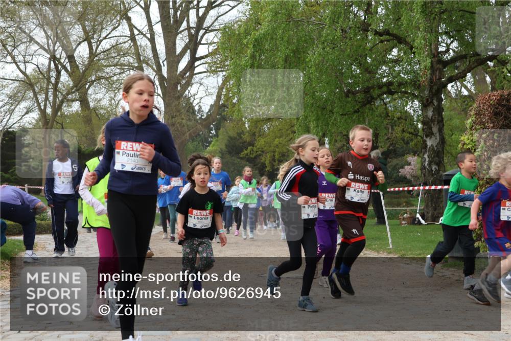 25.04.2026 - Das Zehntel Zöllner http://msf.ph/oto/9626945 25.04.2026 07:46:02 Laufen 2140, 1664, 3662 meine-sportfotos.de