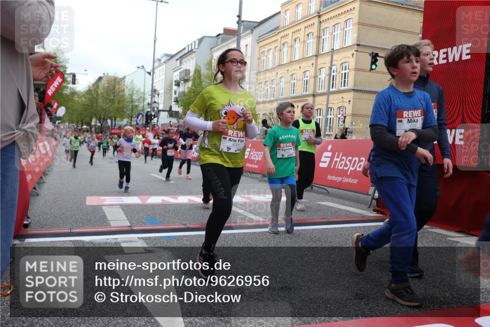 25.04.2026 - Das Zehntel Strokosch-Dieckow http://msf.ph/oto/9626956 25.04.2026 09:00:44 Ziel 1143, 1157, 1720, 1779, 1971, 2015, 2023, 2192, 2425, 2458, 2460, 3079, 3377, 3387, 3414, 3436, 3723, 3827, 3899, 3945, 4005 meine-sportfotos.de