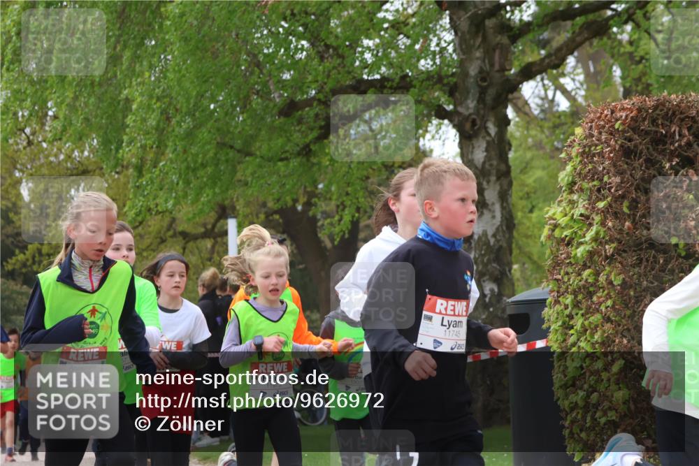 25.04.2026 - Das Zehntel Zöllner http://msf.ph/oto/9626972 25.04.2026 11:41:08 Laufen 49, 12008, 57, 11973, 13025, 11745 meine-sportfotos.de