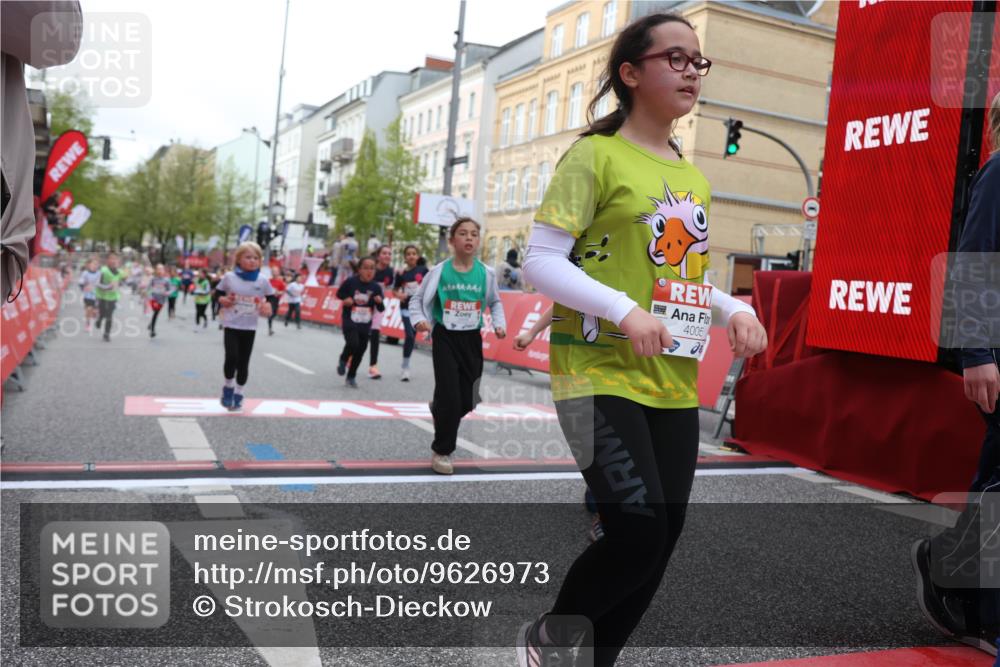 25.04.2026 - Das Zehntel Strokosch-Dieckow http://msf.ph/oto/9626973 25.04.2026 09:00:44 Ziel 1143, 1157, 1720, 1779, 1971, 2015, 2023, 2192, 2425, 2458, 2460, 3079, 3377, 3387, 3414, 3436, 3723, 3827, 3899, 3945, 4005 meine-sportfotos.de