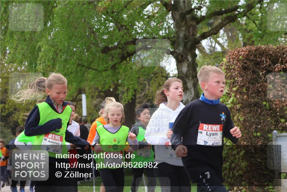 25.04.2026 - Das Zehntel Zöllner http://msf.ph/oto/9626982 25.04.2026 11:41:08 Laufen 12008, 1949, 11973, 13005, 11745, 7 meine-sportfotos.de