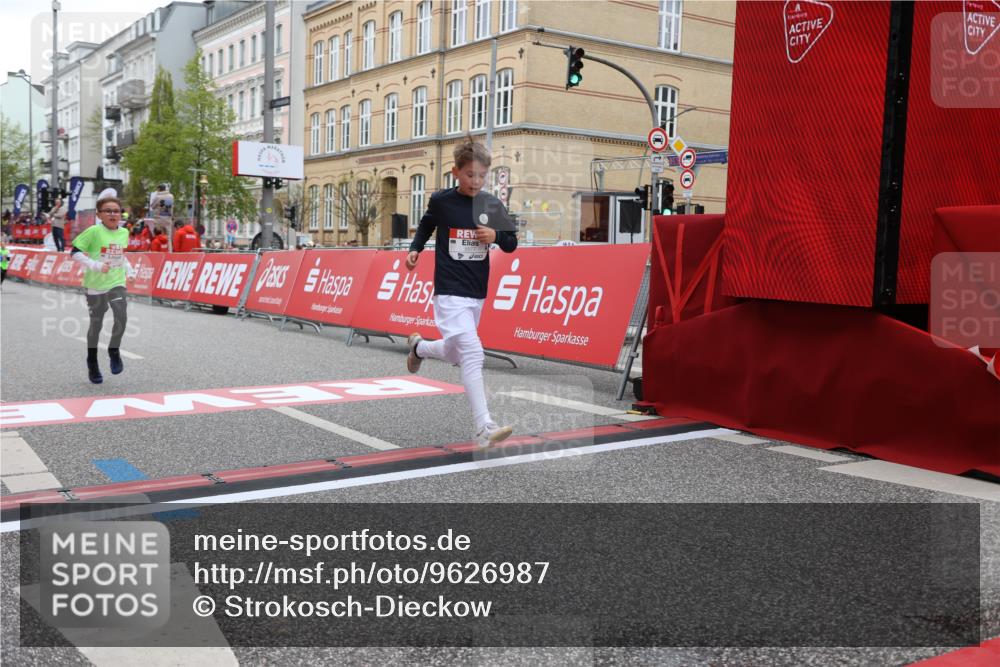 25.04.2026 - Das Zehntel Strokosch-Dieckow http://msf.ph/oto/9626987 25.04.2026 10:50:23 Ziel 5005, 5383, 5577, 6327, 6339, 7156 meine-sportfotos.de