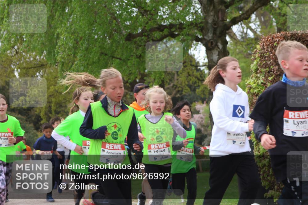 25.04.2026 - Das Zehntel Zöllner http://msf.ph/oto/9626992 25.04.2026 11:41:08 Laufen 12801, 1949, 12008, 1949, 11973, 13025, 10878, 11745 meine-sportfotos.de