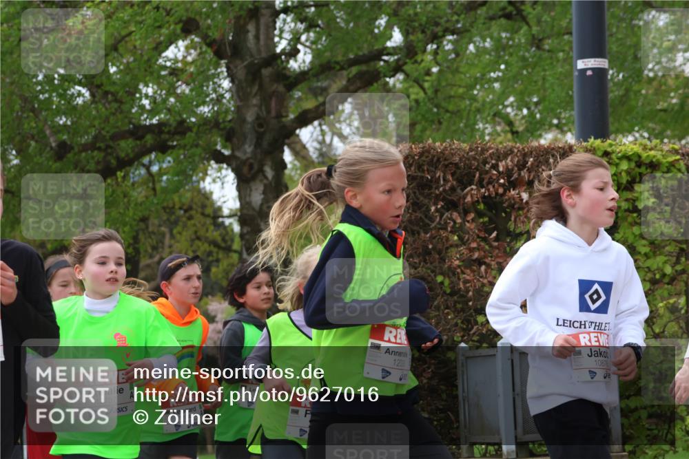 25.04.2026 - Das Zehntel Zöllner http://msf.ph/oto/9627016 25.04.2026 11:41:09 Laufen 12757, 11040, 120, 10876 meine-sportfotos.de