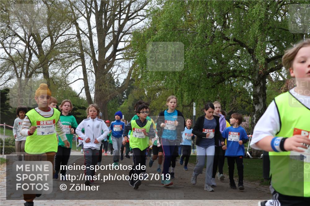 25.04.2026 - Das Zehntel Zöllner http://msf.ph/oto/9627019 25.04.2026 07:46:09 Laufen 3157 meine-sportfotos.de