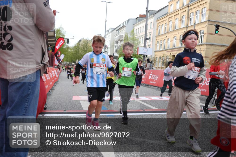25.04.2026 - Das Zehntel Strokosch-Dieckow http://msf.ph/oto/9627072 25.04.2026 09:00:49 Ziel 1119, 1143, 1355, 1704, 1843, 1918, 1971, 2023, 2192, 2226, 2379, 2425, 2458, 2460, 2694, 2698, 2840, 3079, 3085, 3296, 3436, 3744, 3766, 4005 meine-sportfotos.de