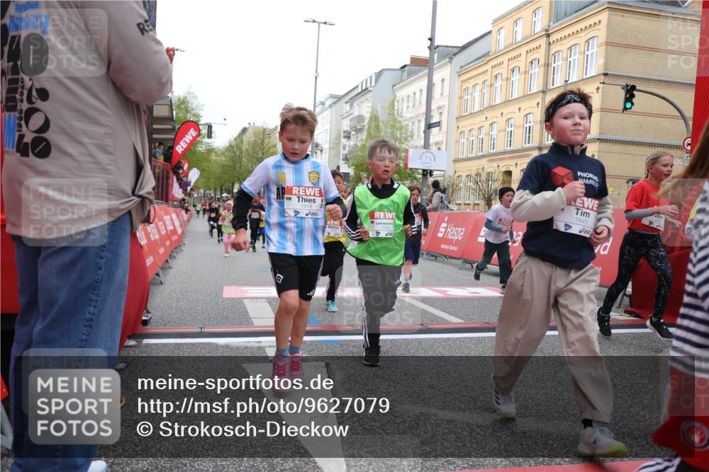 25.04.2026 - Das Zehntel Strokosch-Dieckow http://msf.ph/oto/9627079 25.04.2026 09:00:49 Ziel 1119, 1143, 1355, 1704, 1843, 1918, 1971, 2023, 2192, 2226, 2379, 2425, 2458, 2460, 2694, 2698, 2840, 3079, 3085, 3296, 3436, 3744, 3766, 4005 meine-sportfotos.de