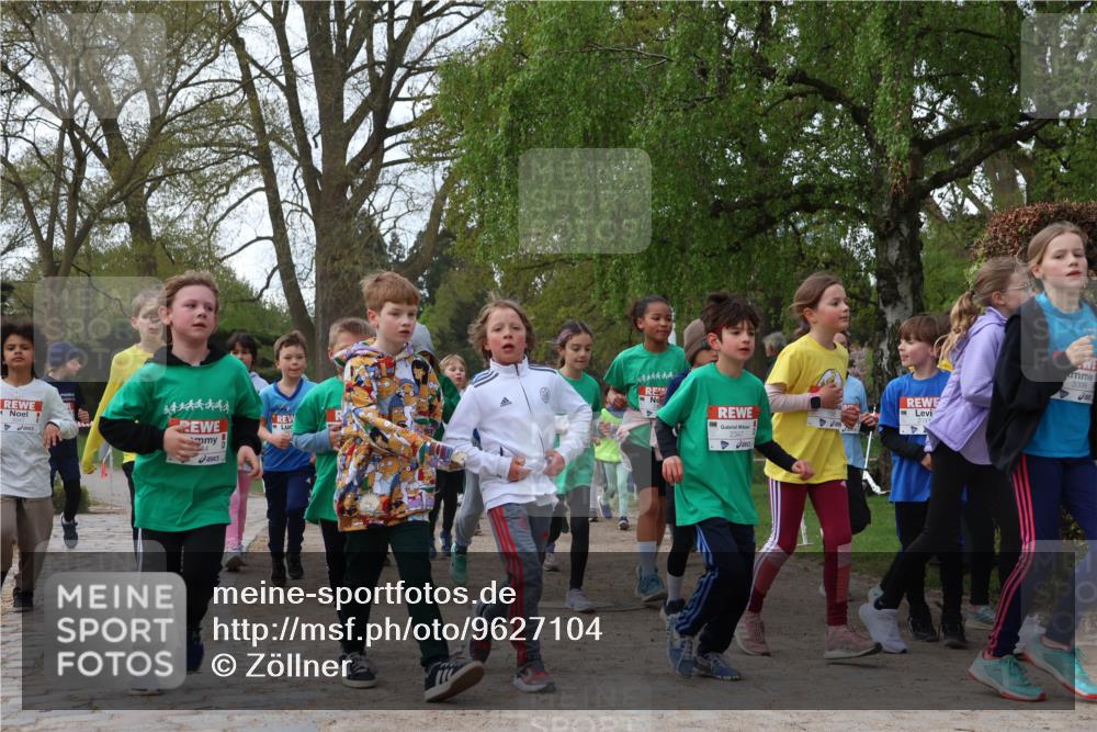 25.04.2026 - Das Zehntel Zöllner http://msf.ph/oto/9627104 25.04.2026 07:46:11 Laufen 3399 meine-sportfotos.de
