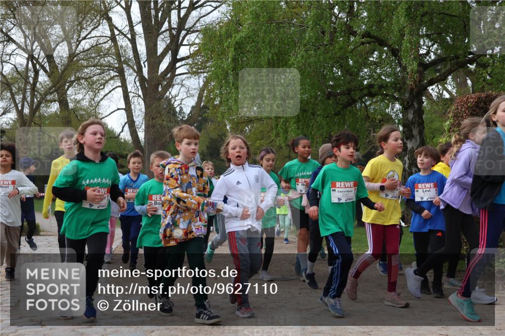 25.04.2026 - Das Zehntel Zöllner http://msf.ph/oto/9627110 25.04.2026 07:46:11 Laufen 444444, 2347 meine-sportfotos.de