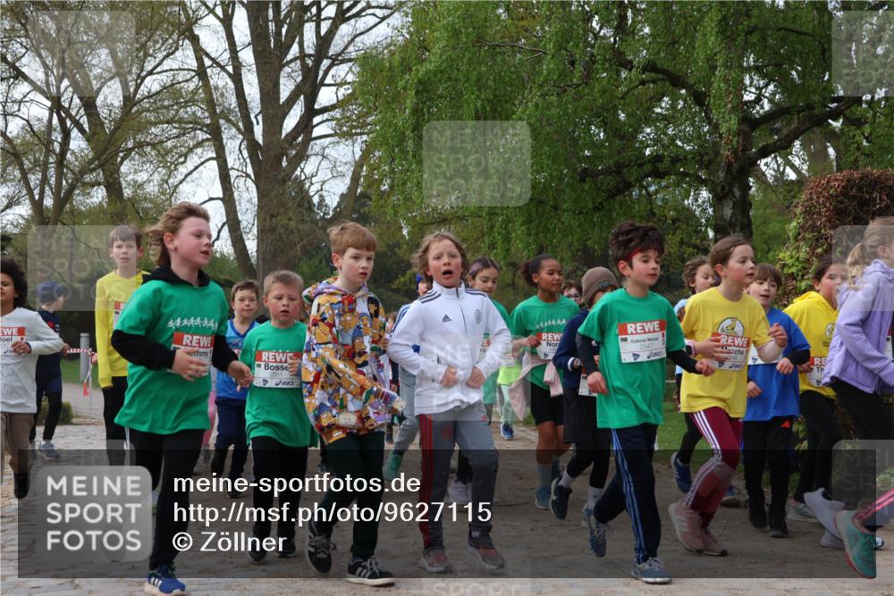 25.04.2026 - Das Zehntel Zöllner http://msf.ph/oto/9627115 25.04.2026 07:46:11 Laufen 2351, 4444444, 2347, 1548 meine-sportfotos.de