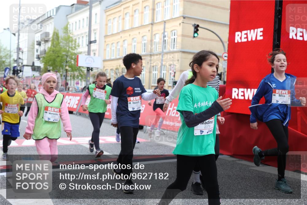 25.04.2026 - Das Zehntel Strokosch-Dieckow http://msf.ph/oto/9627182 25.04.2026 09:00:54 Ziel 1146, 1355, 1537, 1704, 1843, 1865, 1918, 1936, 2188, 2226, 2379, 2694, 2698, 3016, 3026, 3027, 3290, 3291, 3296, 3417, 3744, 3766, 3832, 3833 meine-sportfotos.de