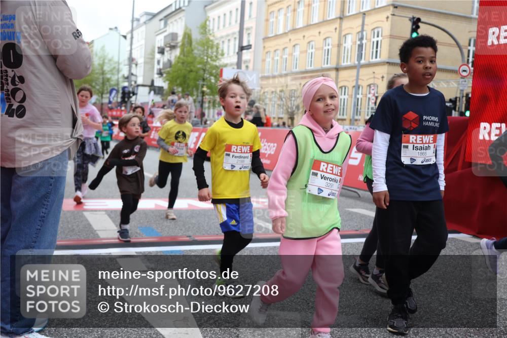 25.04.2026 - Das Zehntel Strokosch-Dieckow http://msf.ph/oto/9627208 25.04.2026 09:00:55 Ziel 1146, 1537, 1682, 1704, 1865, 1920, 1936, 2188, 2226, 2379, 2698, 3016, 3026, 3027, 3290, 3291, 3296, 3417, 3744, 3766, 3832, 3833, 3962 meine-sportfotos.de