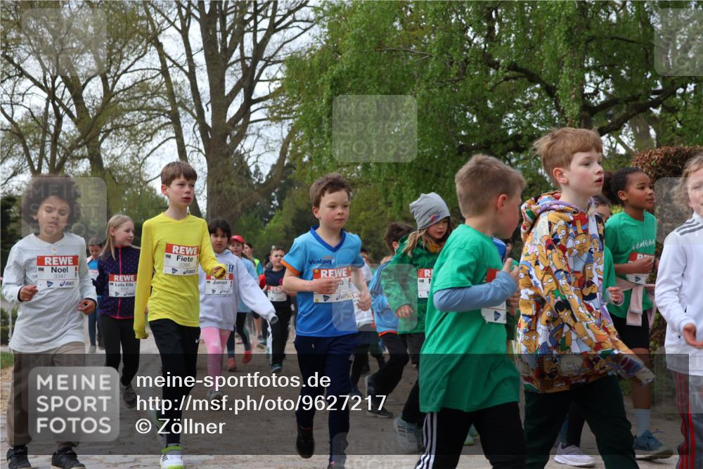 25.04.2026 - Das Zehntel Zöllner http://msf.ph/oto/9627217 25.04.2026 07:46:13 Laufen 3347, 3366, 4444444 meine-sportfotos.de