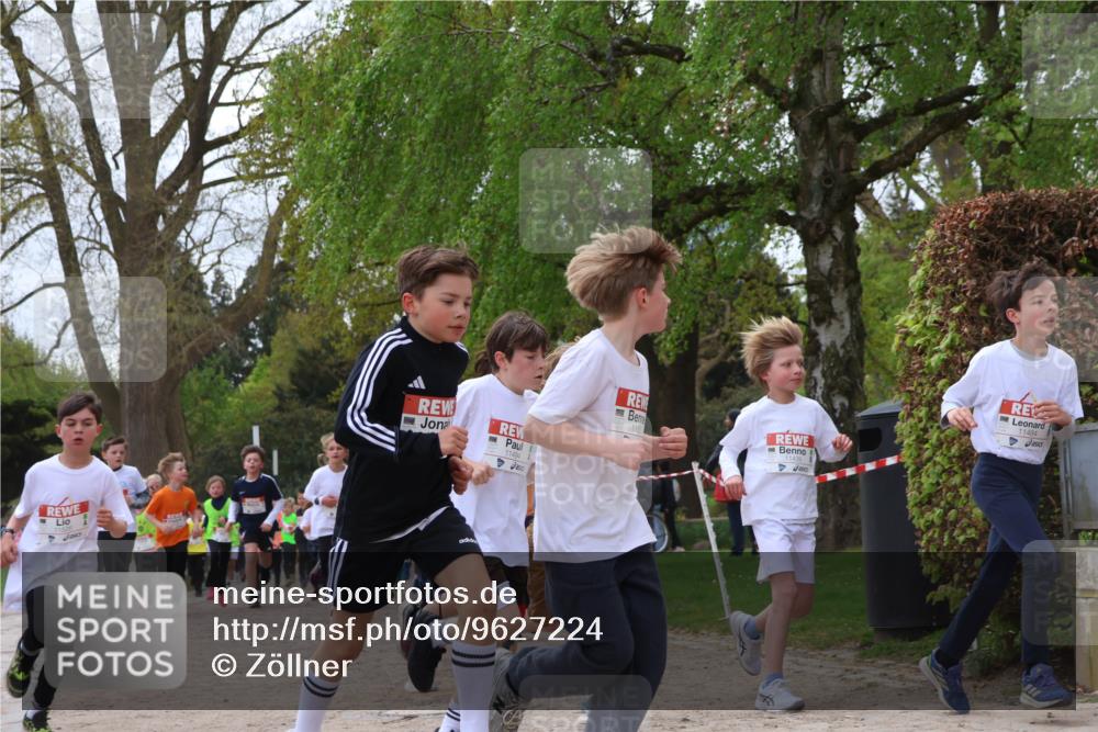 25.04.2026 - Das Zehntel Zöllner http://msf.ph/oto/9627224 25.04.2026 11:41:12 Laufen 11494, 11439, 8, 11484 meine-sportfotos.de