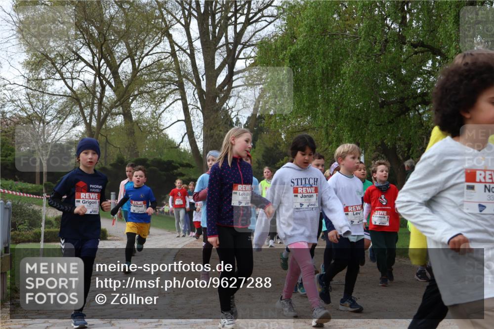 25.04.2026 - Das Zehntel Zöllner http://msf.ph/oto/9627288 25.04.2026 07:46:15 Laufen 1805, 3700, 33 meine-sportfotos.de