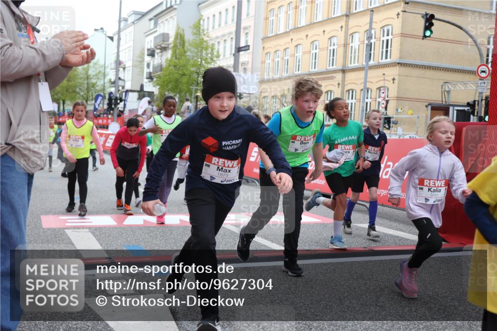 25.04.2026 - Das Zehntel Strokosch-Dieckow http://msf.ph/oto/9627304 25.04.2026 09:01:05 Ziel 1164, 1372, 1416, 1446, 1525, 1548, 1677, 1866, 2412, 2420, 2421, 2424, 2508, 2514, 2564, 2851, 3099, 3130, 3205, 3327 meine-sportfotos.de