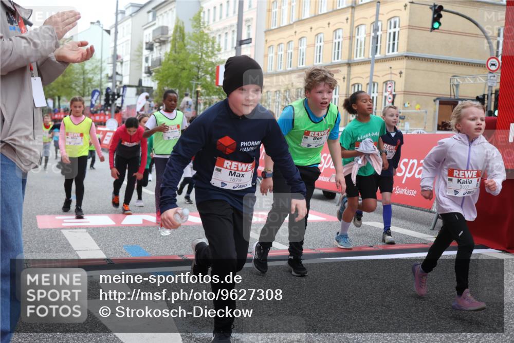 25.04.2026 - Das Zehntel Strokosch-Dieckow http://msf.ph/oto/9627308 25.04.2026 09:01:05 Ziel 1164, 1372, 1416, 1446, 1525, 1548, 1677, 1866, 2412, 2420, 2421, 2424, 2508, 2514, 2564, 2851, 3099, 3130, 3205, 3327 meine-sportfotos.de