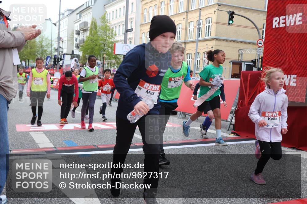25.04.2026 - Das Zehntel Strokosch-Dieckow http://msf.ph/oto/9627317 25.04.2026 09:01:05 Ziel 1164, 1372, 1416, 1446, 1525, 1548, 1677, 1866, 2412, 2420, 2421, 2424, 2508, 2514, 2564, 2851, 3099, 3130, 3205, 3327 meine-sportfotos.de