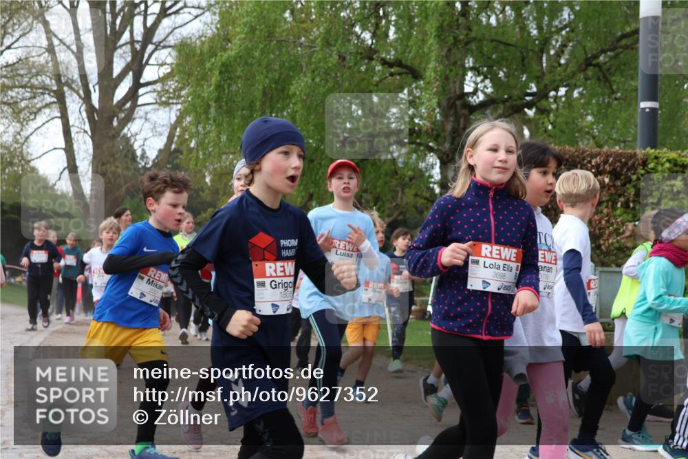 25.04.2026 - Das Zehntel Zöllner http://msf.ph/oto/9627352 25.04.2026 07:46:16 Laufen 2201, 1803, 3700, 3698 meine-sportfotos.de
