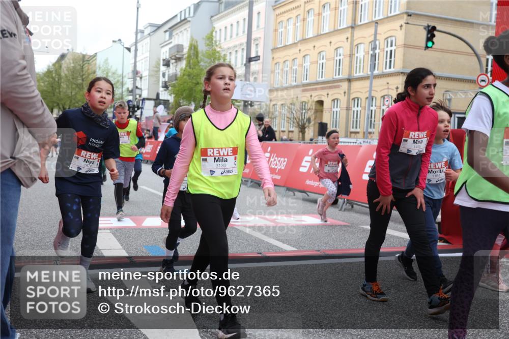 25.04.2026 - Das Zehntel Strokosch-Dieckow http://msf.ph/oto/9627365 25.04.2026 09:01:08 Ziel 1164, 1372, 1416, 1446, 1525, 1548, 1770, 1866, 1878, 1879, 1902, 2140, 2420, 2424, 2554, 2564, 2851, 3130, 3152, 3205, 3255, 3327, 3863, 3949 meine-sportfotos.de